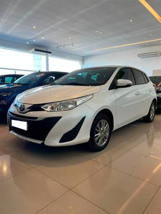 TOYOTA YARIS 1.3 16V FLEX XL LIVE MULTIDRIVE TOYOTA YARIS 1.3 16V FLEX XL LIVE MULTIDRIVE